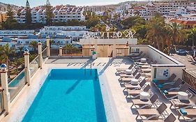 Klayman Olivina Aparthotel